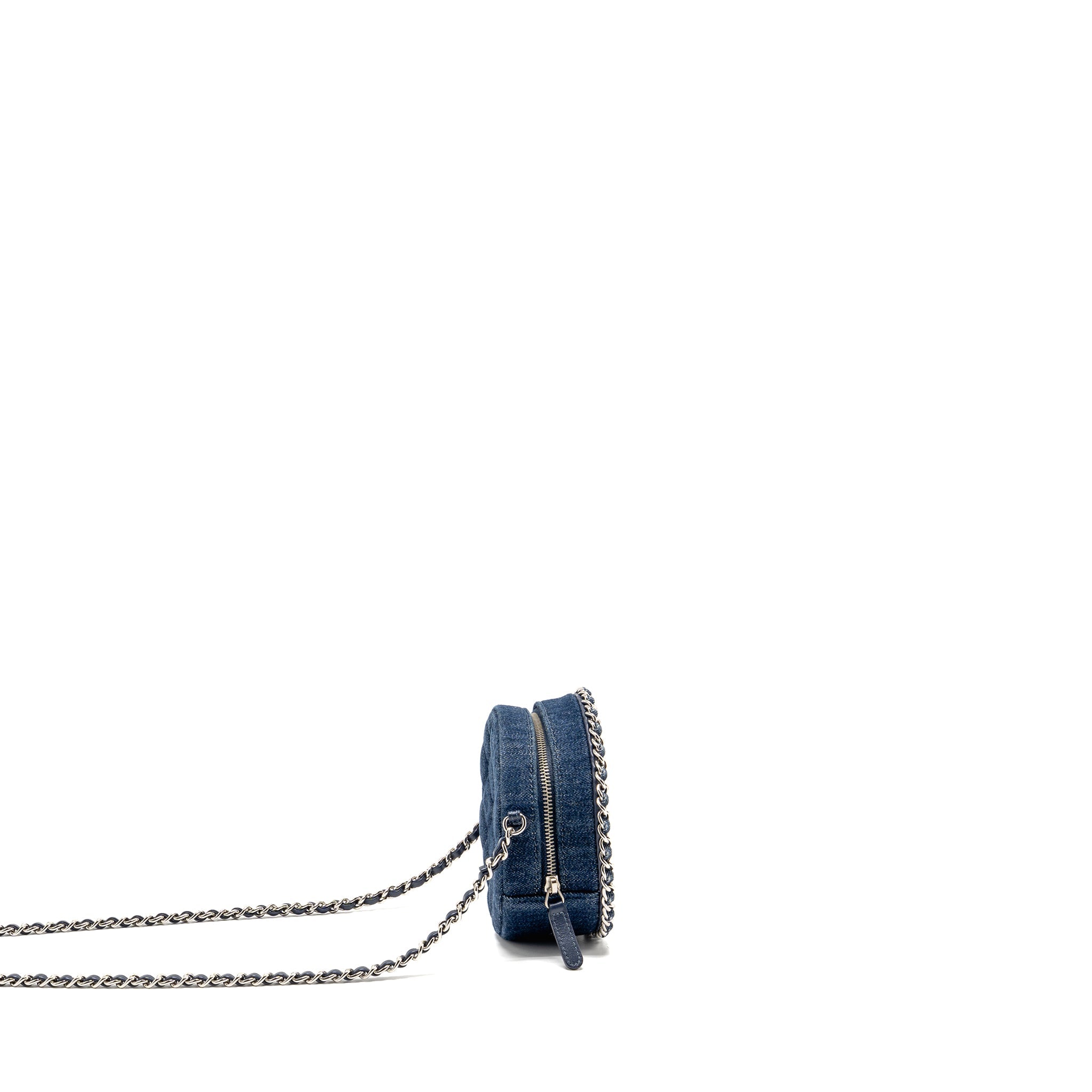 chanel-bag-black-shw-28392185