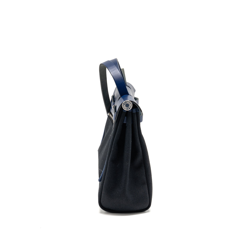 hermes-herbag-stamp-ubt-004-id