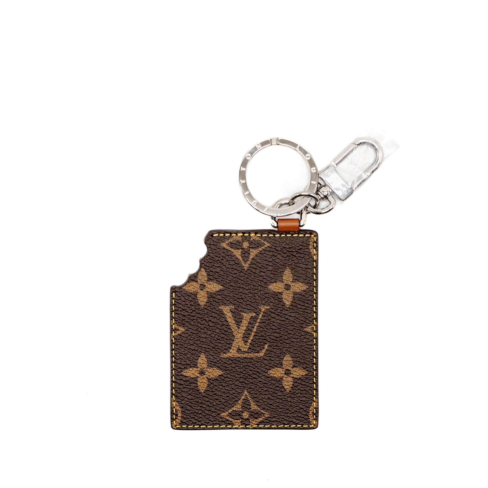 louis-vuitton-chocolate-bar-figurine-key-holder-bag-charm-leather-brown-shw