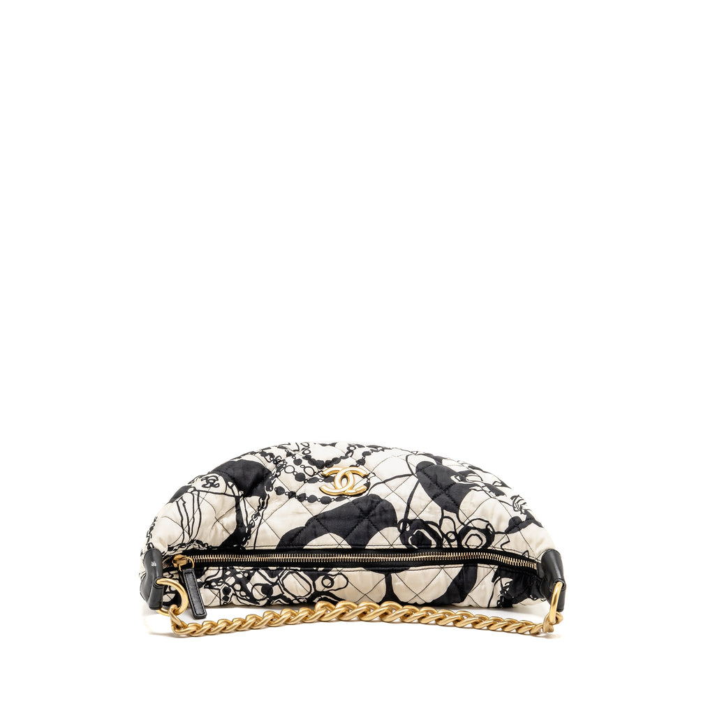 chanel-black-white-ghw