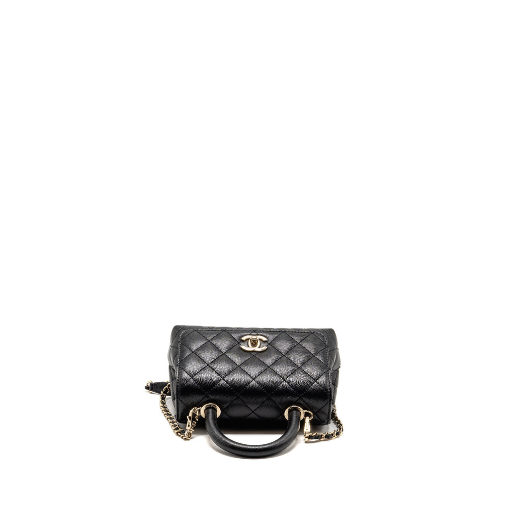 chanel-coco-handle-black