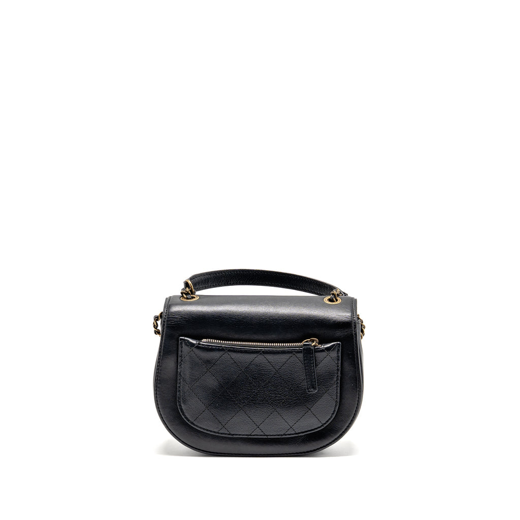 chanel-black-5