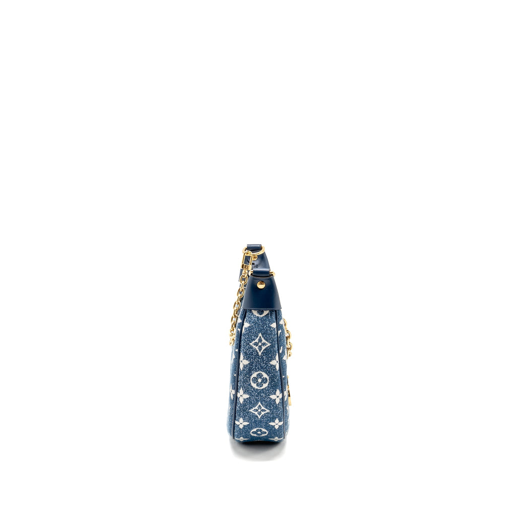 louis-vuitton-loop-bag-denim-blue-ghw-2