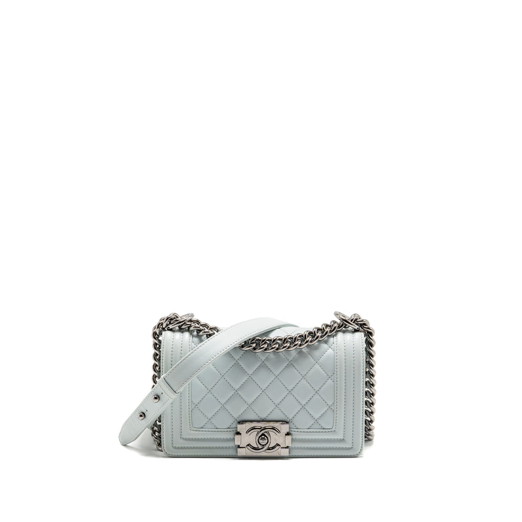 chanel-white