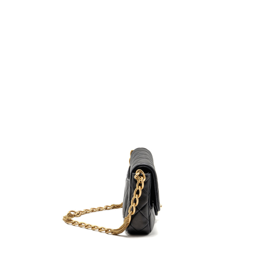 chanel-black-16
