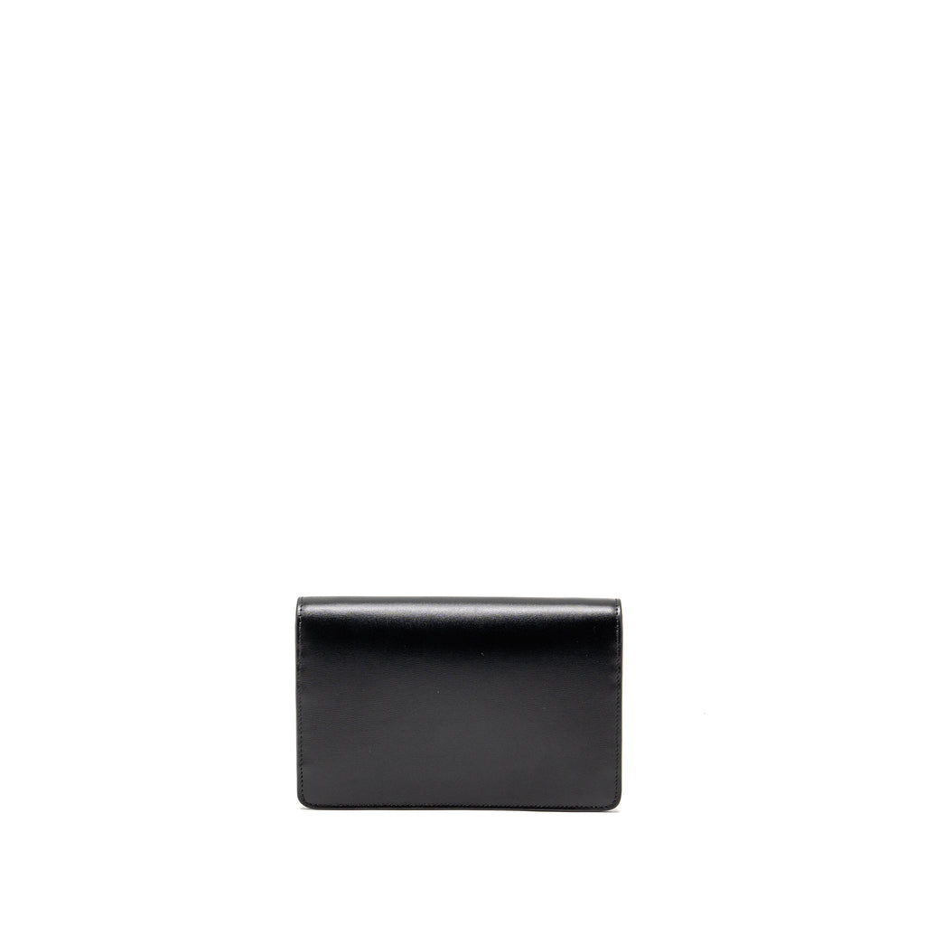 celine-wallet-on-chain-margo-calfskin-black-ghw-copy-1
