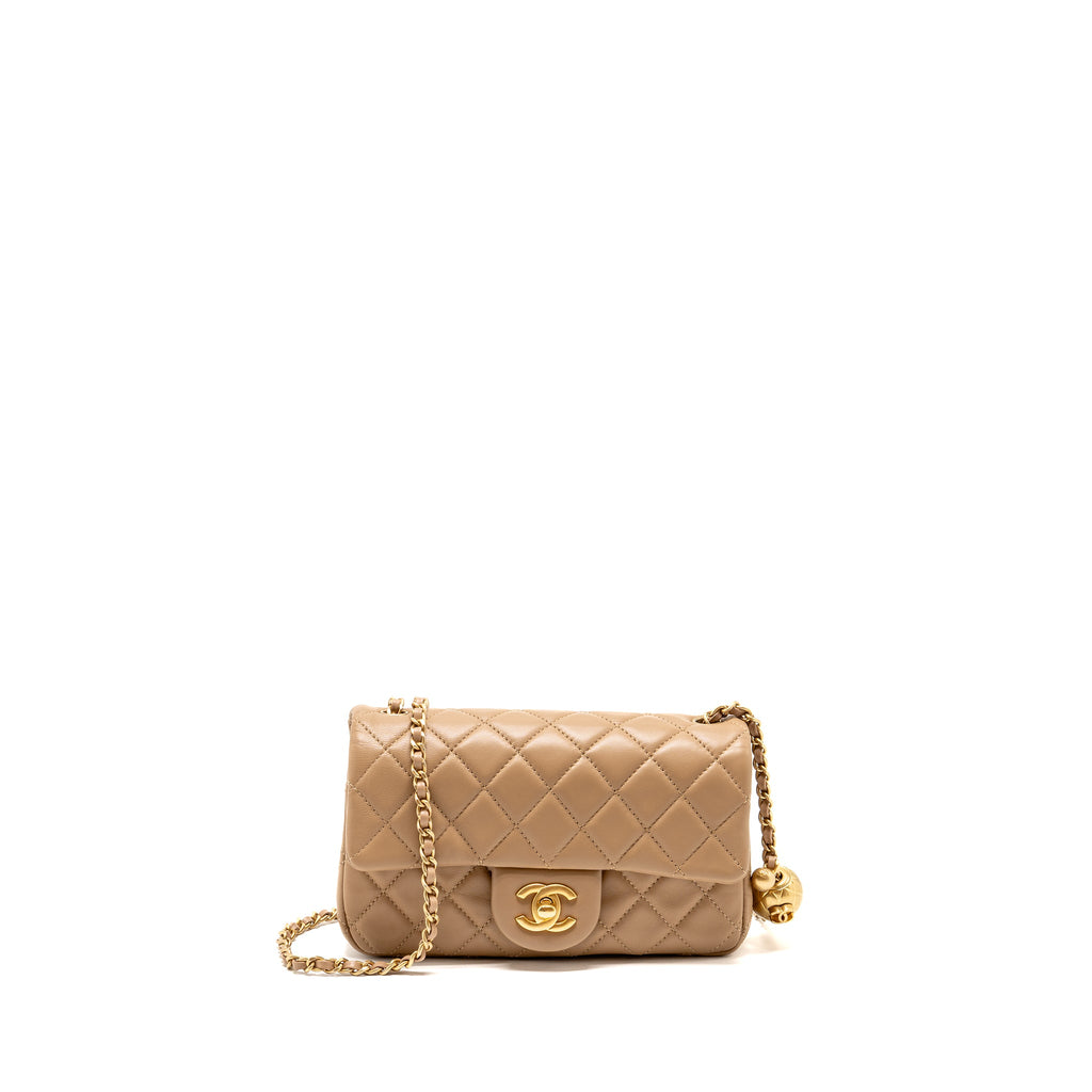 chanel-beige-1