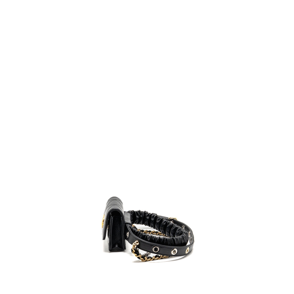 chanel-22c-airpods-case-lambskin-black-multicolour-hardware