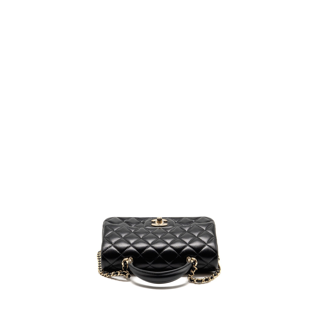 chanel-handle-balck