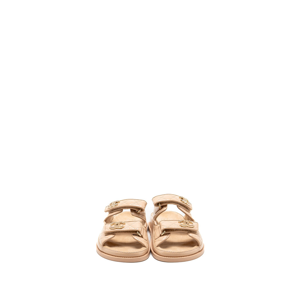 chanel-shoe-beige