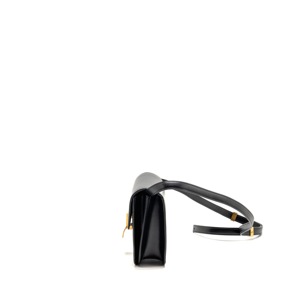 celine-teen-classic-box-bag-calfskin-black-ghw