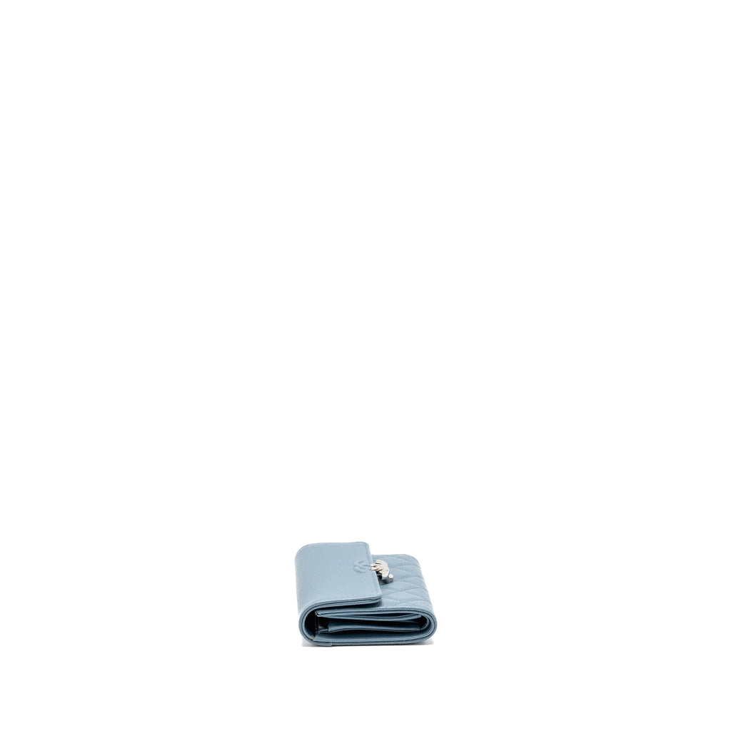 chanel-quilted-cc-logo-flap-wallet-grained-calfskin-blue-shw