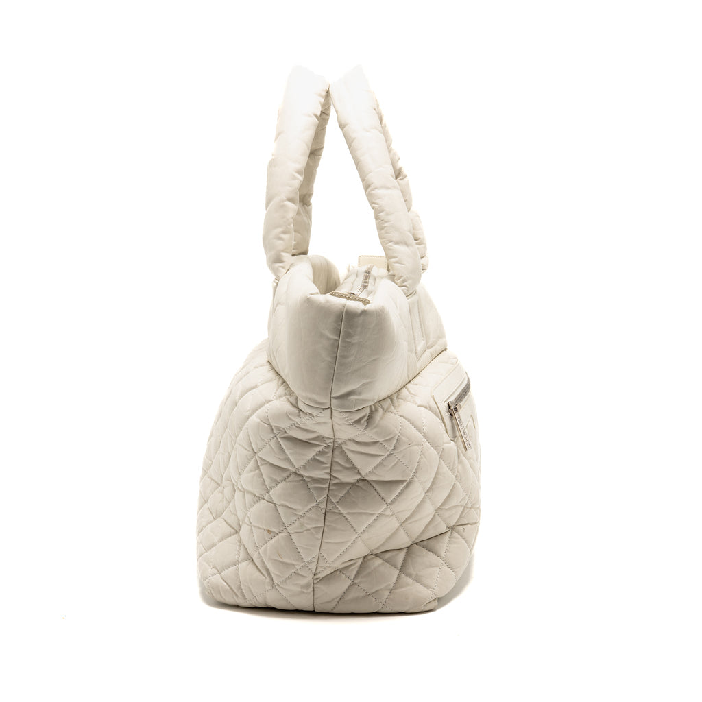 chanel-white-tote