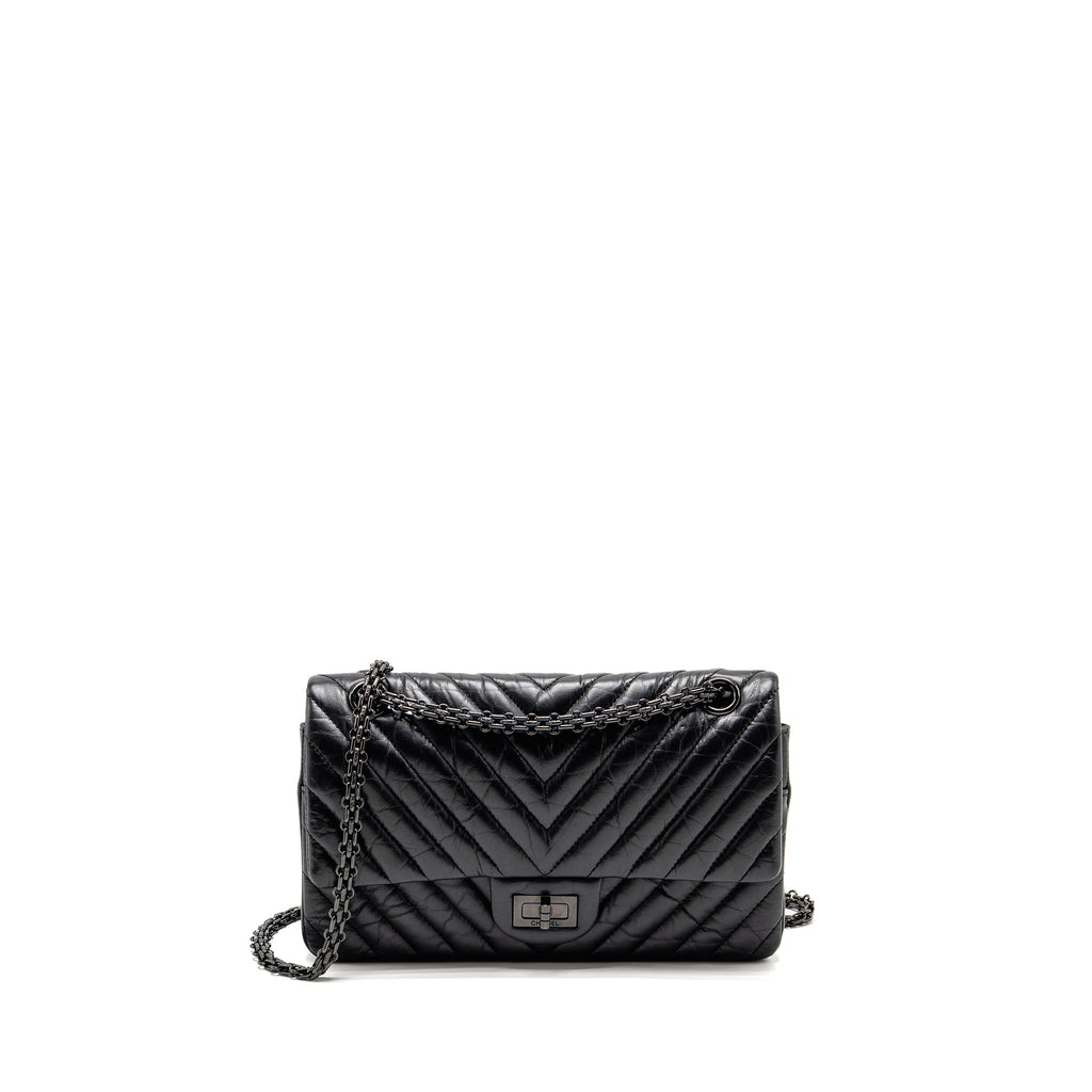 chanel-small-2-55-reissue-double-flap-bag-chevron-aged-calfskin-so-black-copy