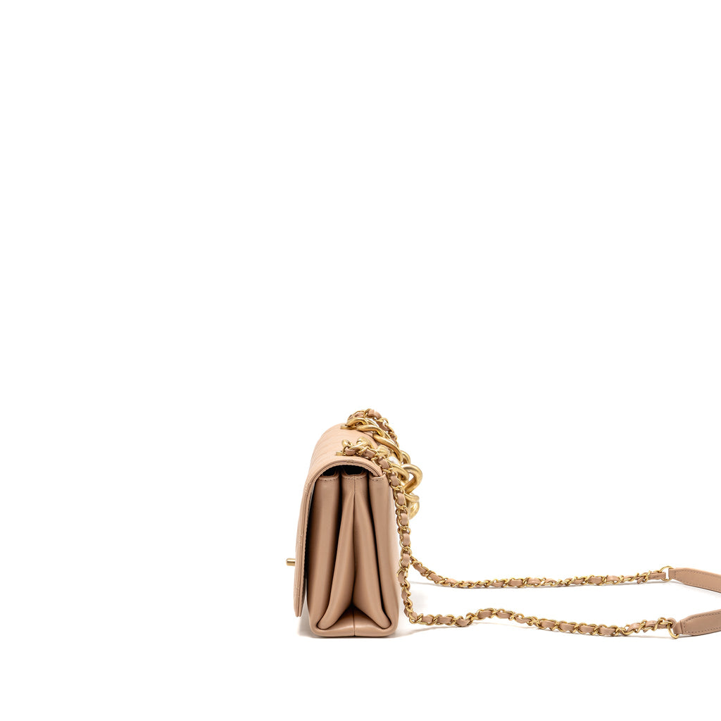 chanel-pearl-chain-flap-bag-calfskin-beige-ghw-microchip