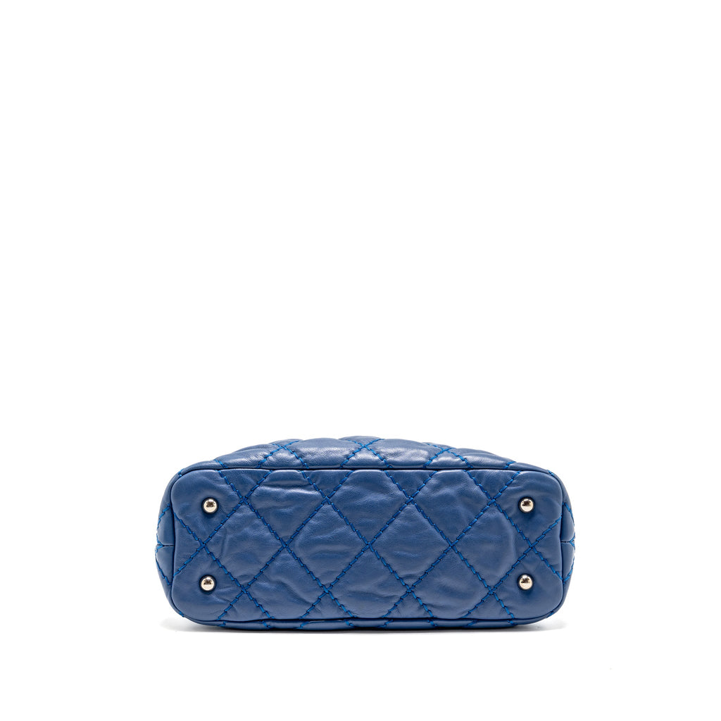 chanel-hobo-shoulder-bag-calfskin-blue-shw