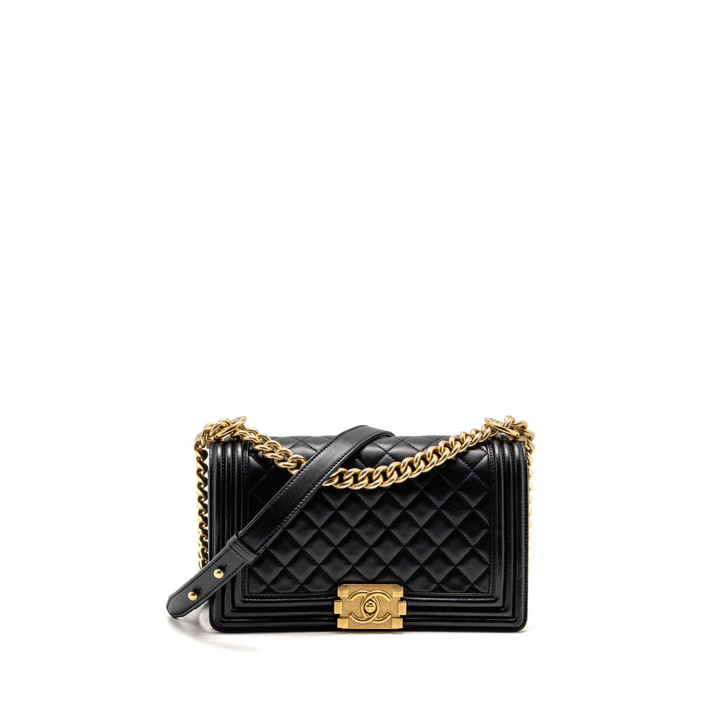 chanel-medium-boy-bag-lambskin-black-ghw-4