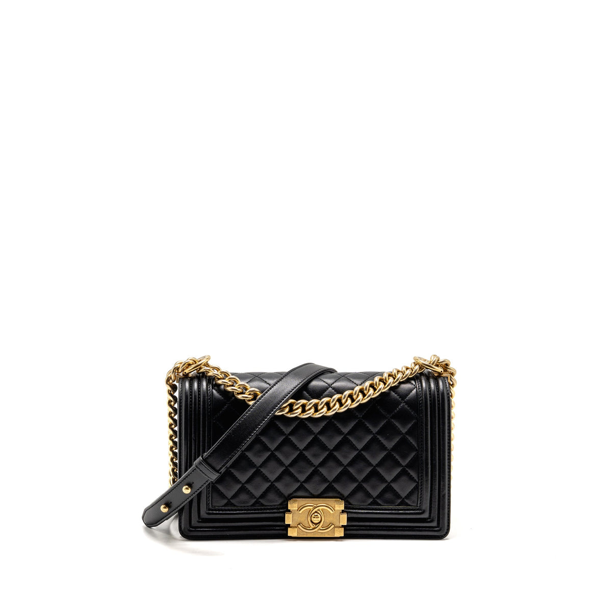 chanel-medium-boy-bag-lambskin-black-ghw-4