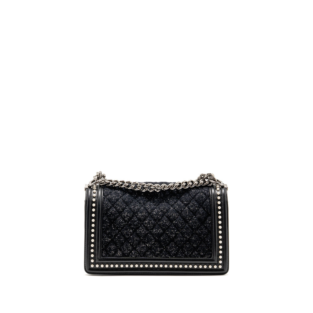 chanel-boy-pearl