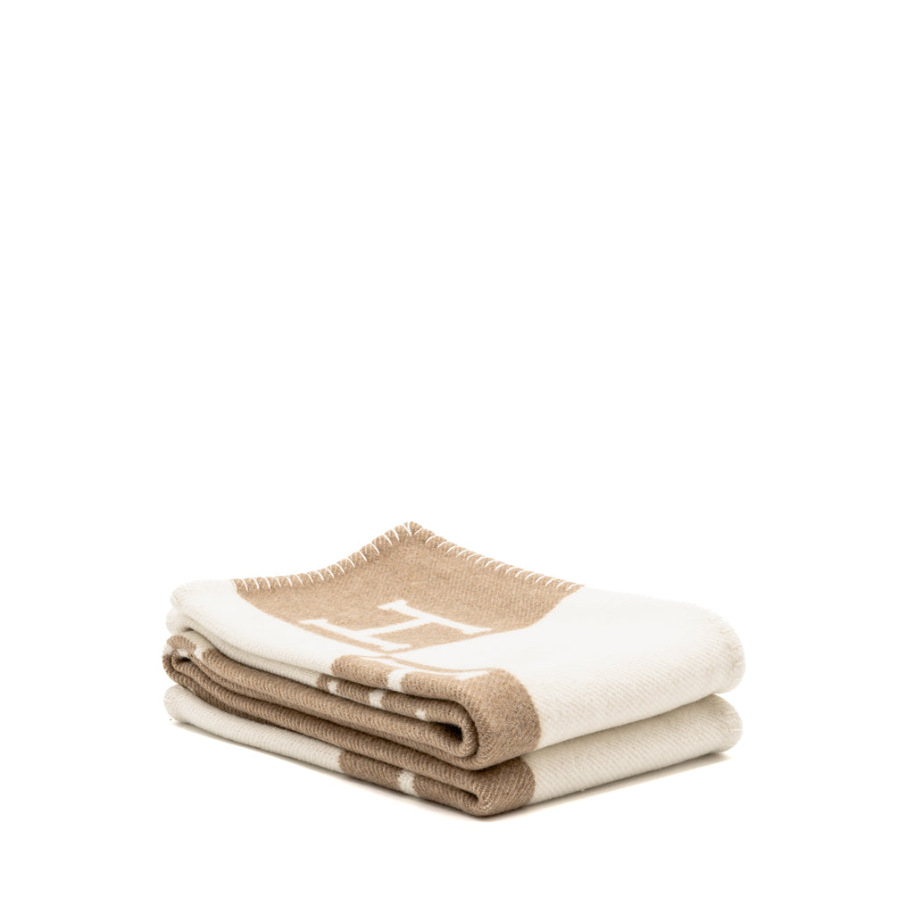 hermes-avalon-baby-blanket-merinos-wool-cashmere-noisette-moyen-blanc
