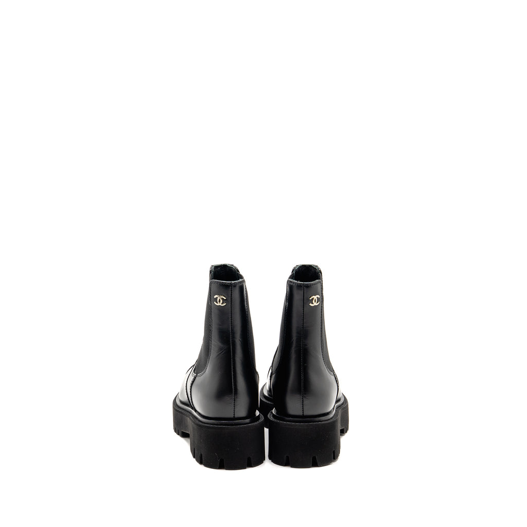chanel-24b-size-36-cc-logo-short-boots-calfskin-black