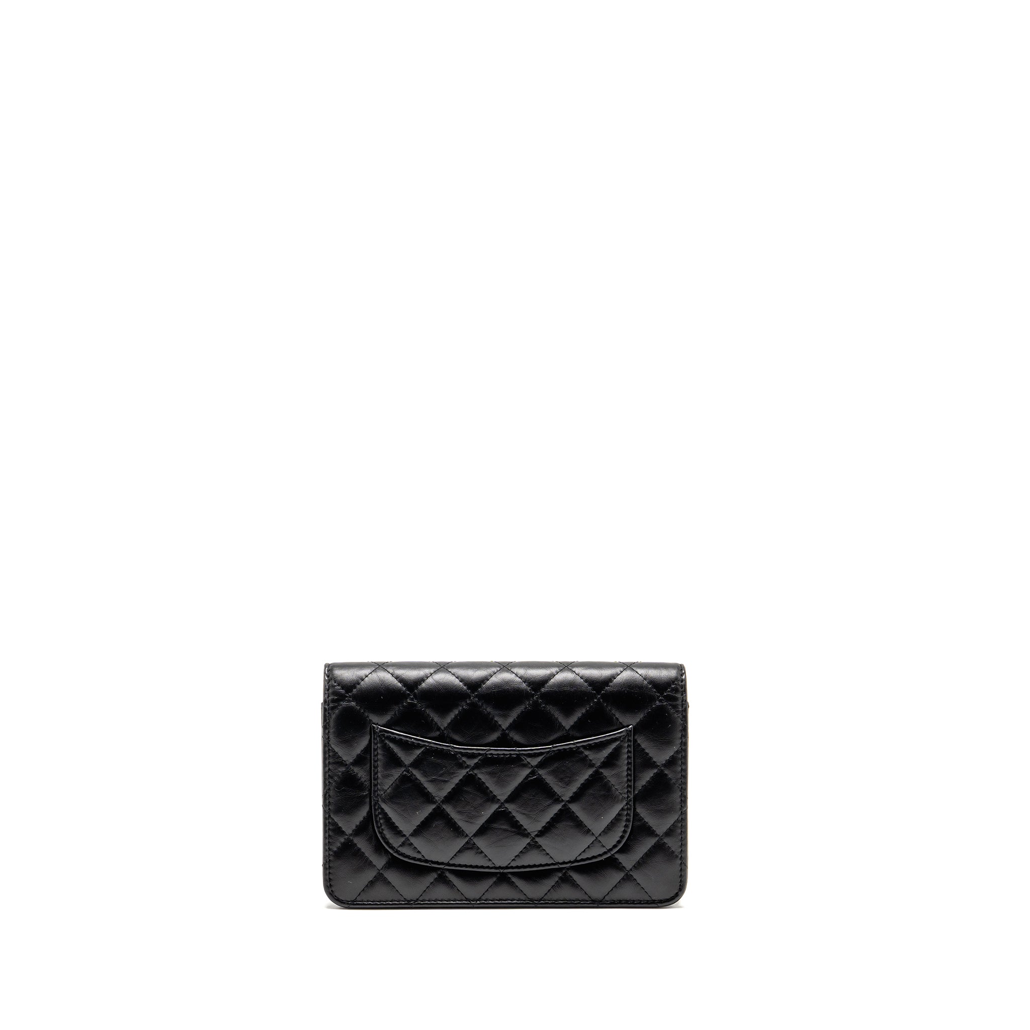 chanel-2-55-reissue-wallet-on-chain-aged-calfskin-black-ghw-microchip-1