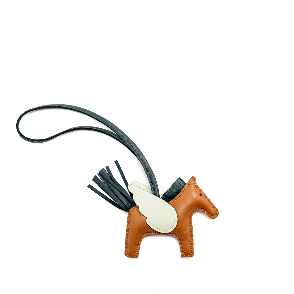 hermes-rodeo-pegas-bag-charm-gold-vert-fizz-vert-cypres-stamp-u