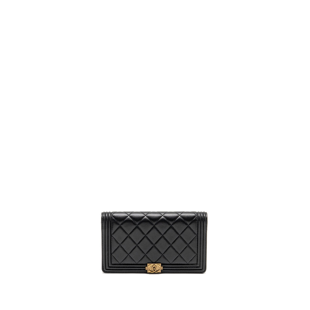 chanel-boy-bifold-long-wallet-lambskin-black-ghw