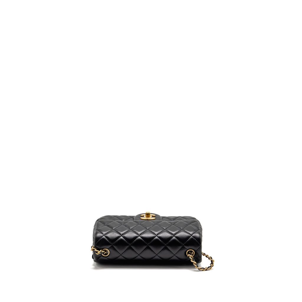 chanel-pearl-crush-mini-rectangular-flap-bag-lambskin-black-ghw-microchip-copy-4
