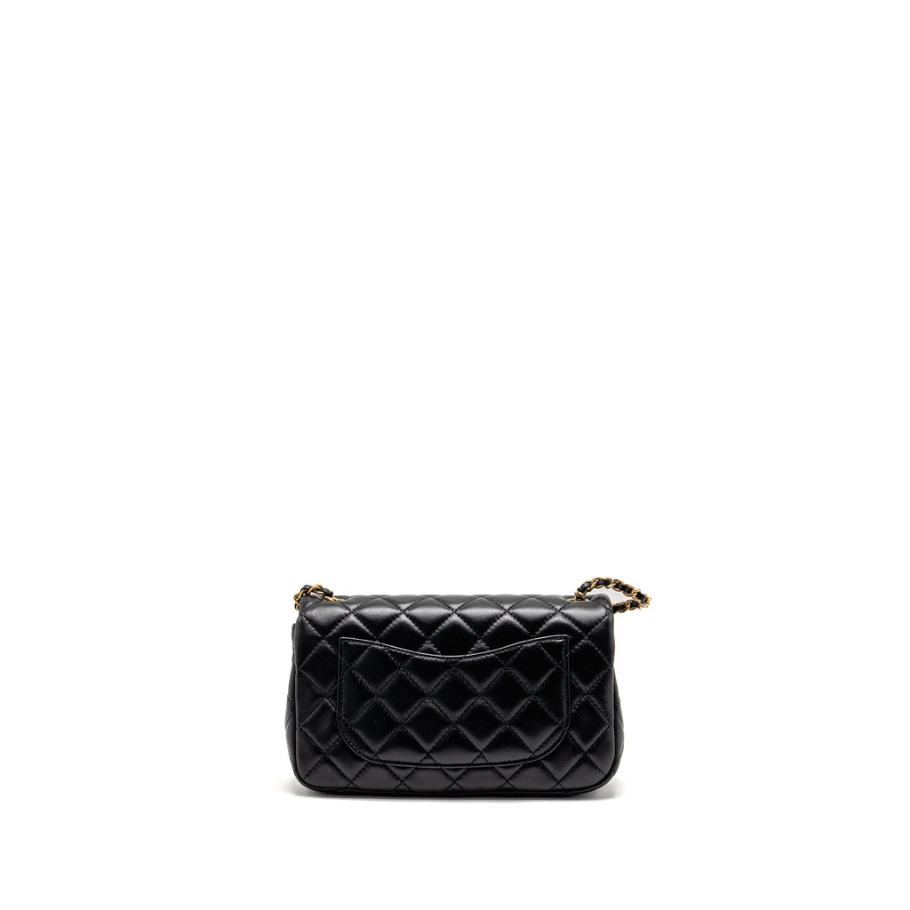 chanel-pearl-crush-mini-rectangular-flap-bag-lambskin-black-ghw-microchip-copy-4