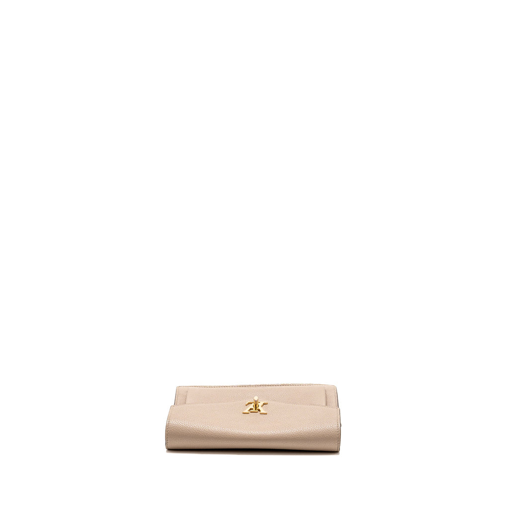 louis-vuitton-mylockme-chain-pochette-calfskin-greige-beige-ghw-copy