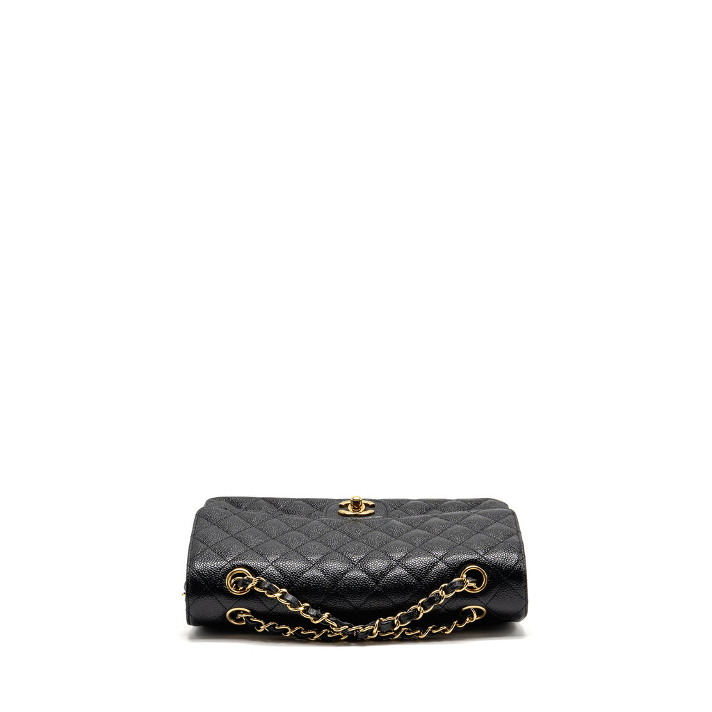 chanel-medium-classic-double-flap-bag-caviar-black-ghw-35