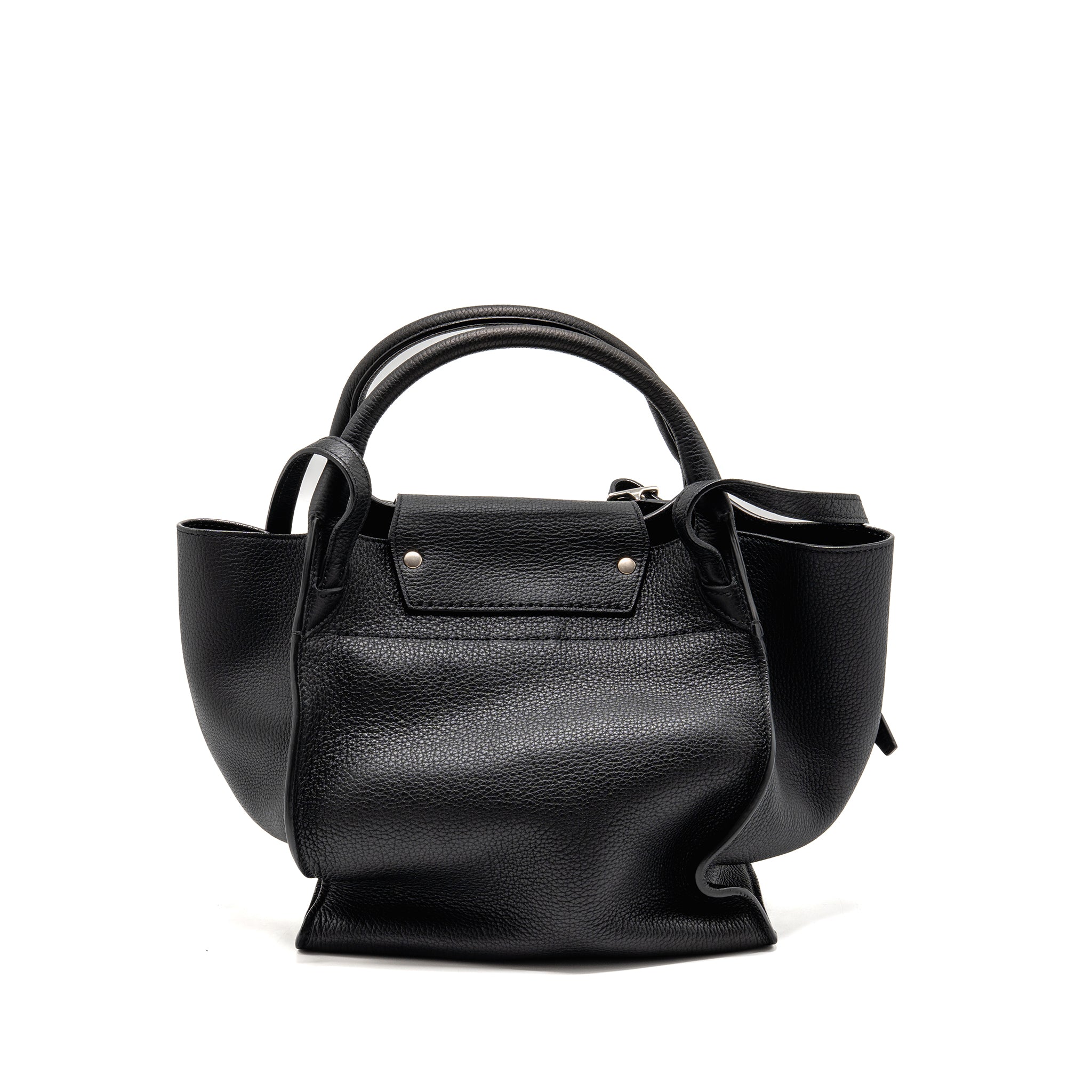 celine-black-1