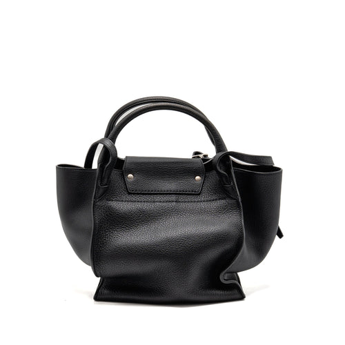 celine-black-1