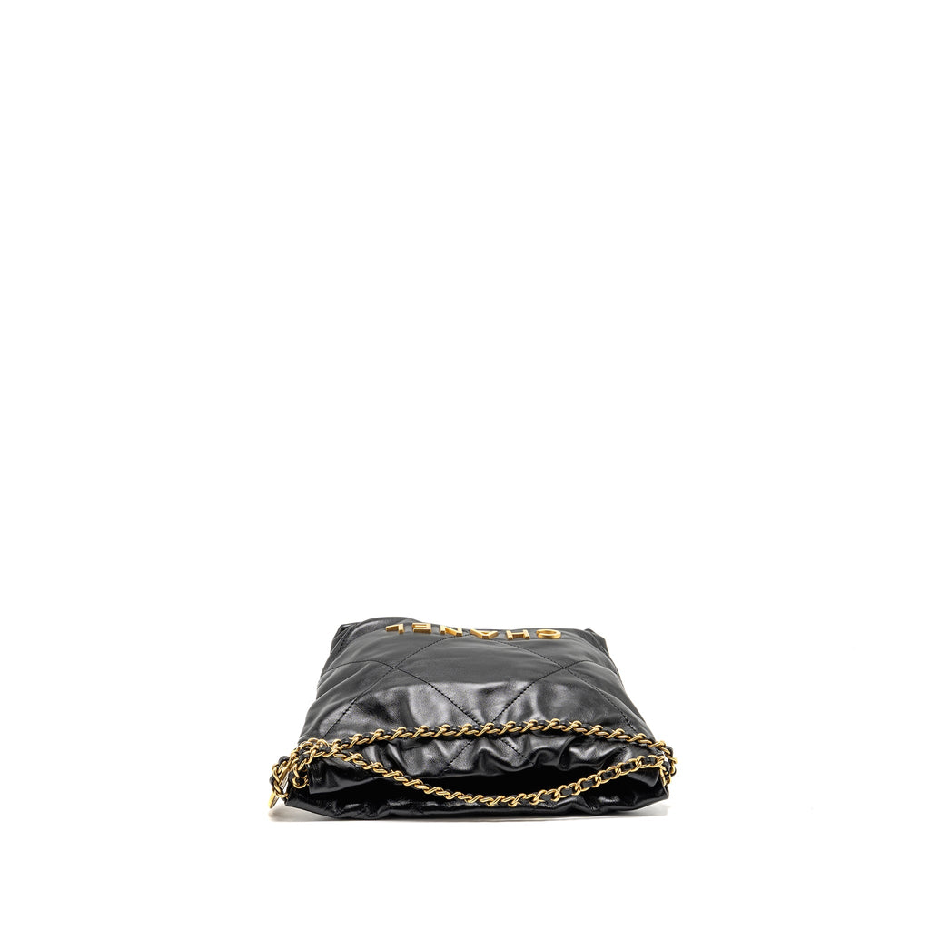 chanel-mini-22-bag-shiny-calfskin-black-ghw-microchip-6