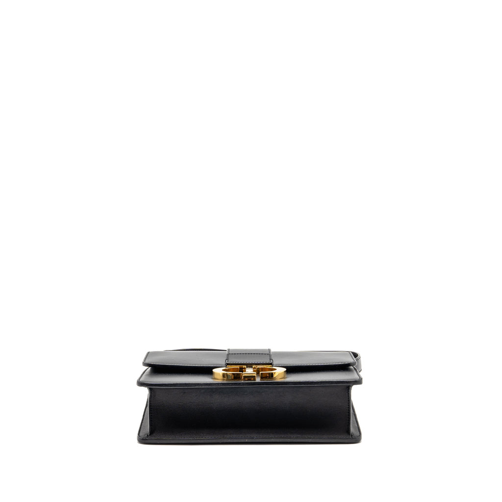 dior-medium-30-montaigne-flap-bag-calfskin-black-ghw