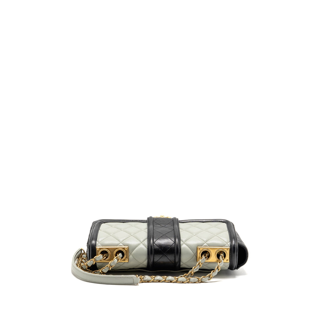 chanel-elegant-cc-flap-bag-lambskin-light-grey-black-ghw
