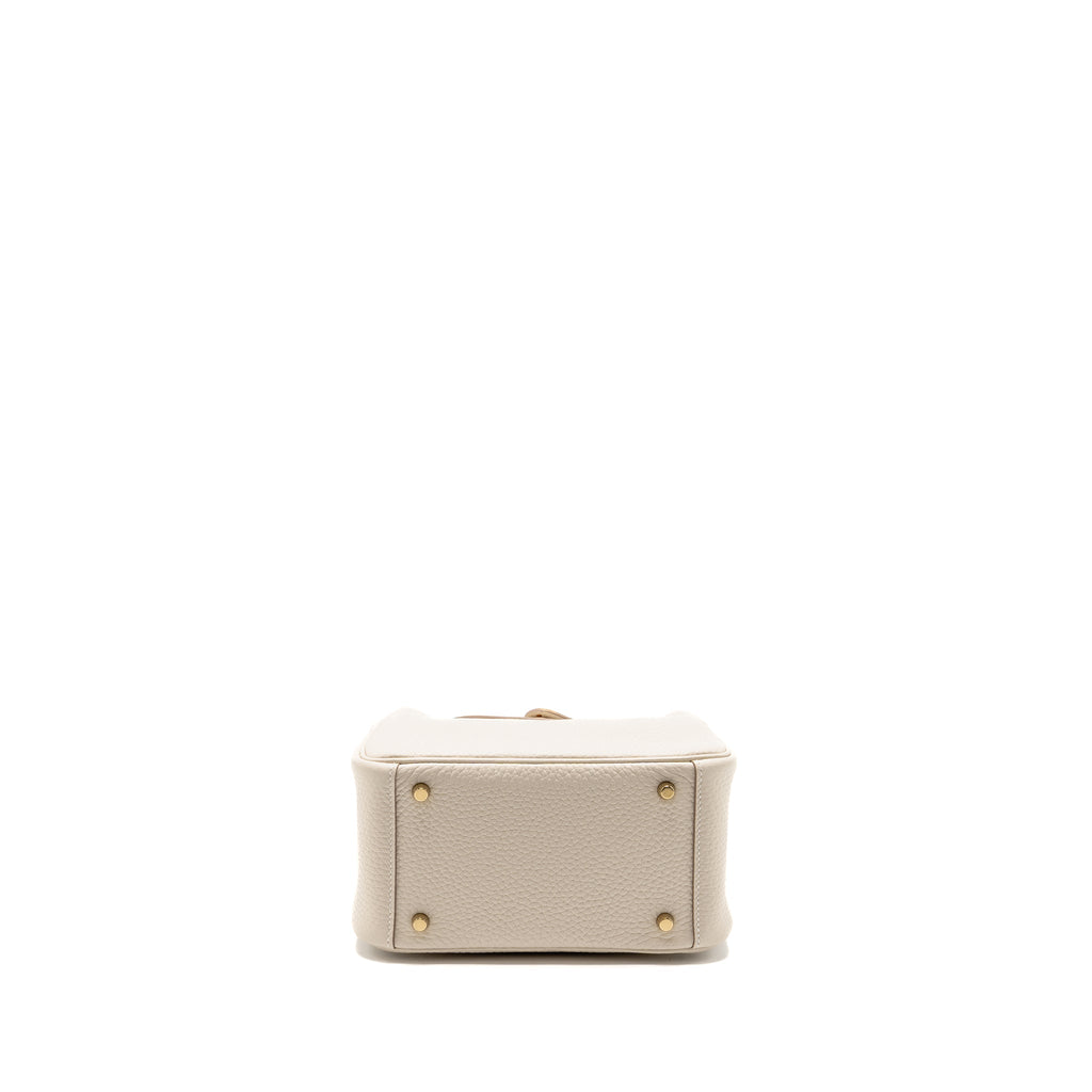 hermes-mini-lindy-ii-clemence-craie-ghw-stamp-k