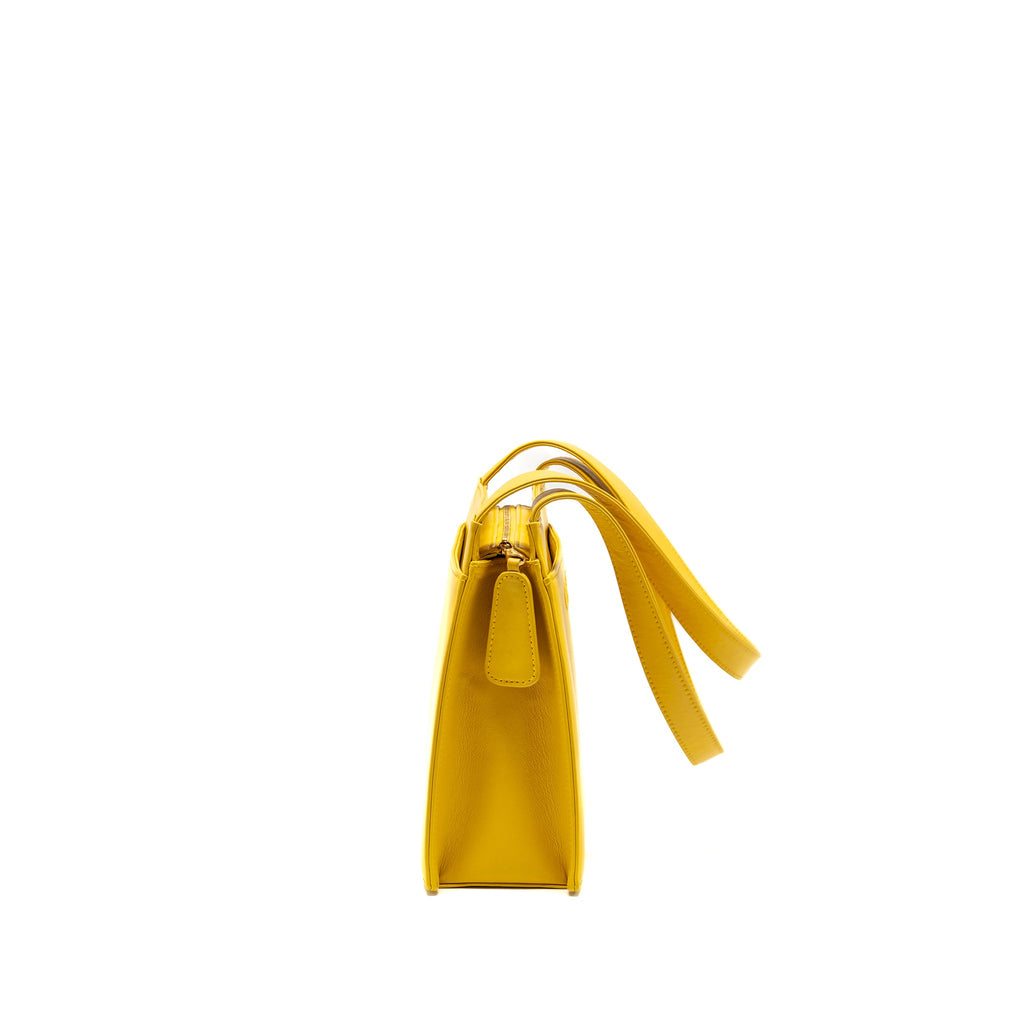 chanel-yellow-5365842