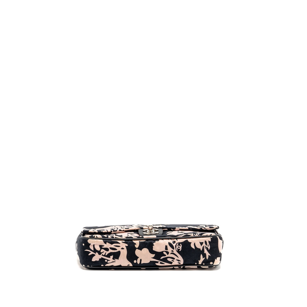 chanel-mirror-charm-single-flap-bag-fabric-black-pink-shw