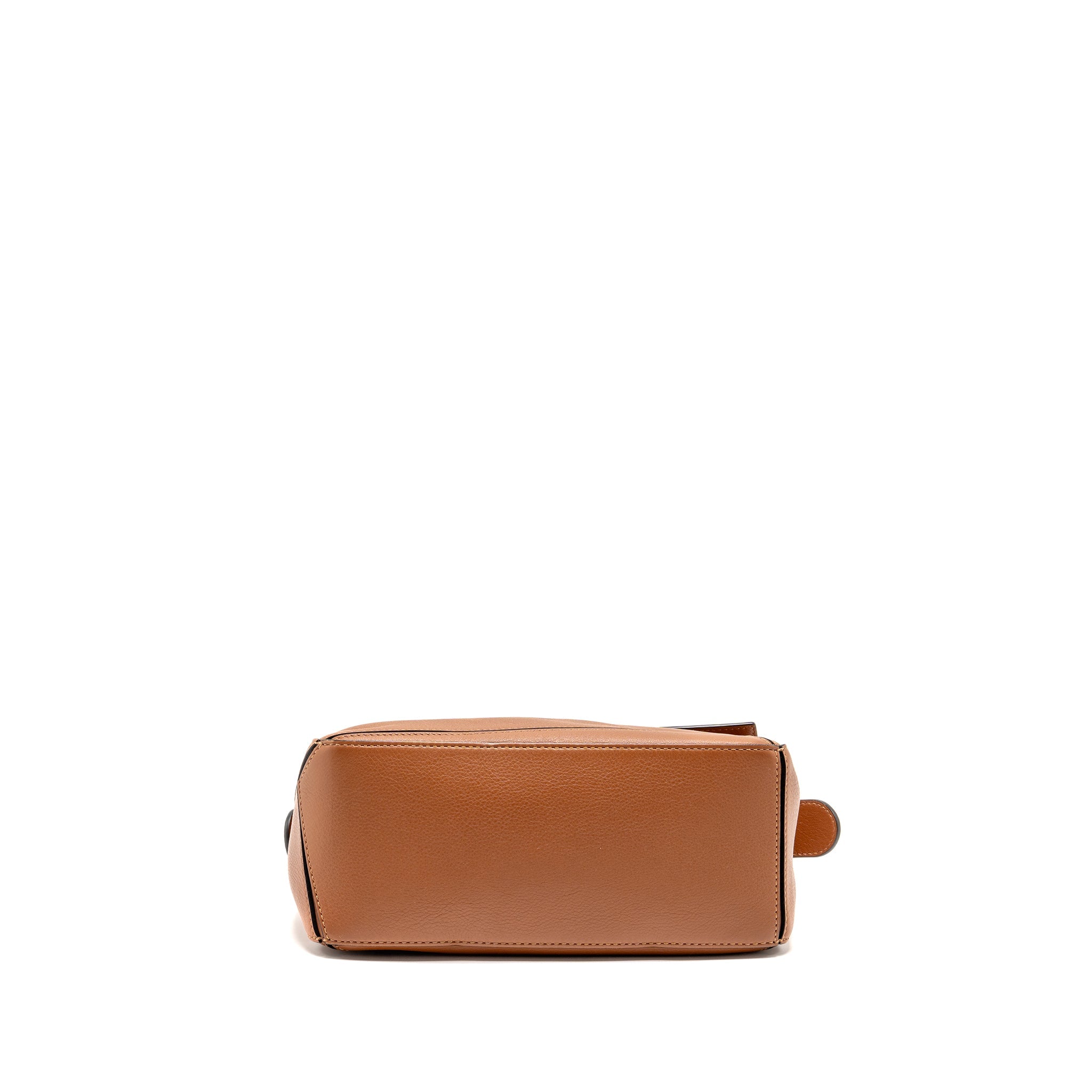 loewe-small-puzzle-bag-calfskin-tan-shw-4