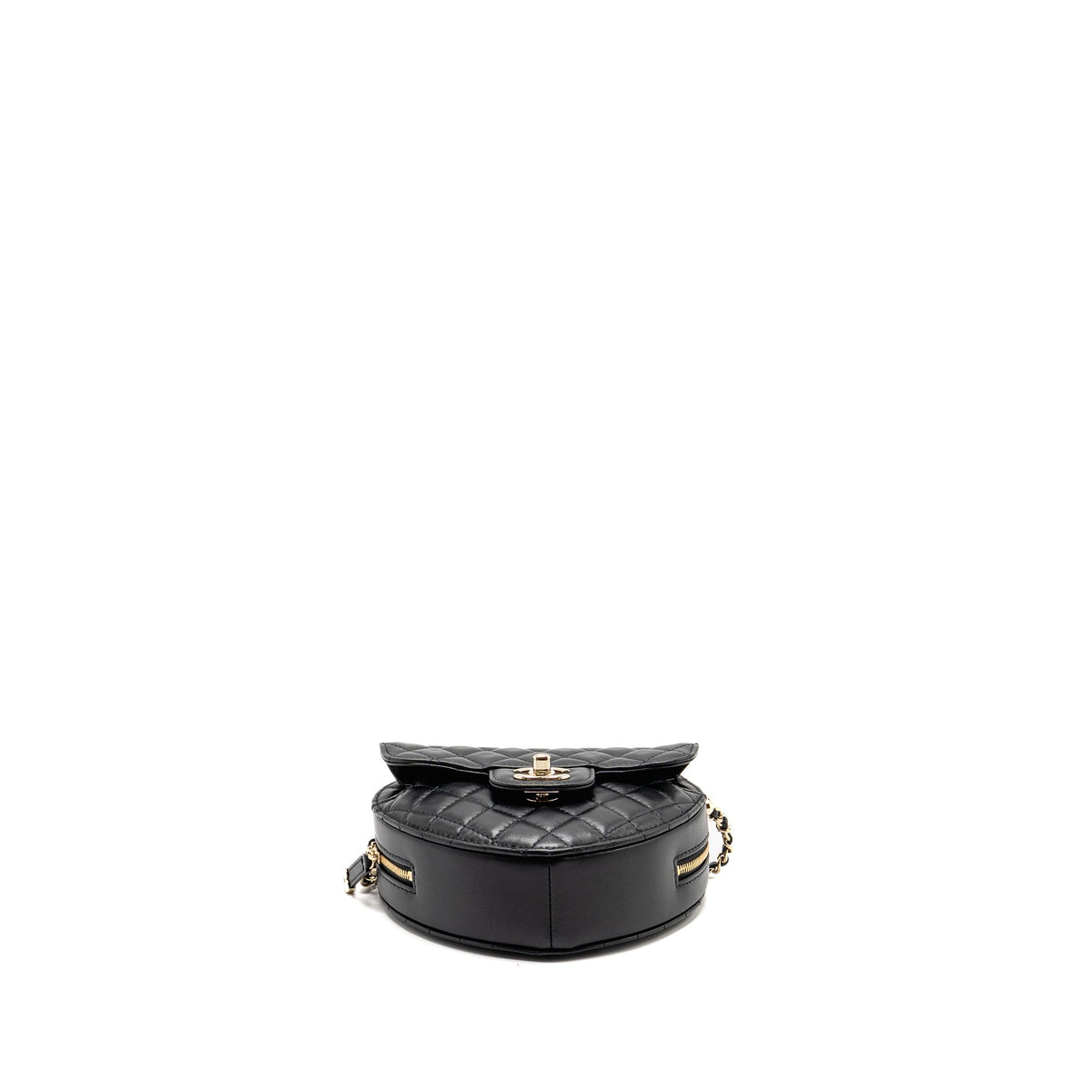 chanel-22s-cc-in-love-heart-bag-lambskin-black-lghw-microchip