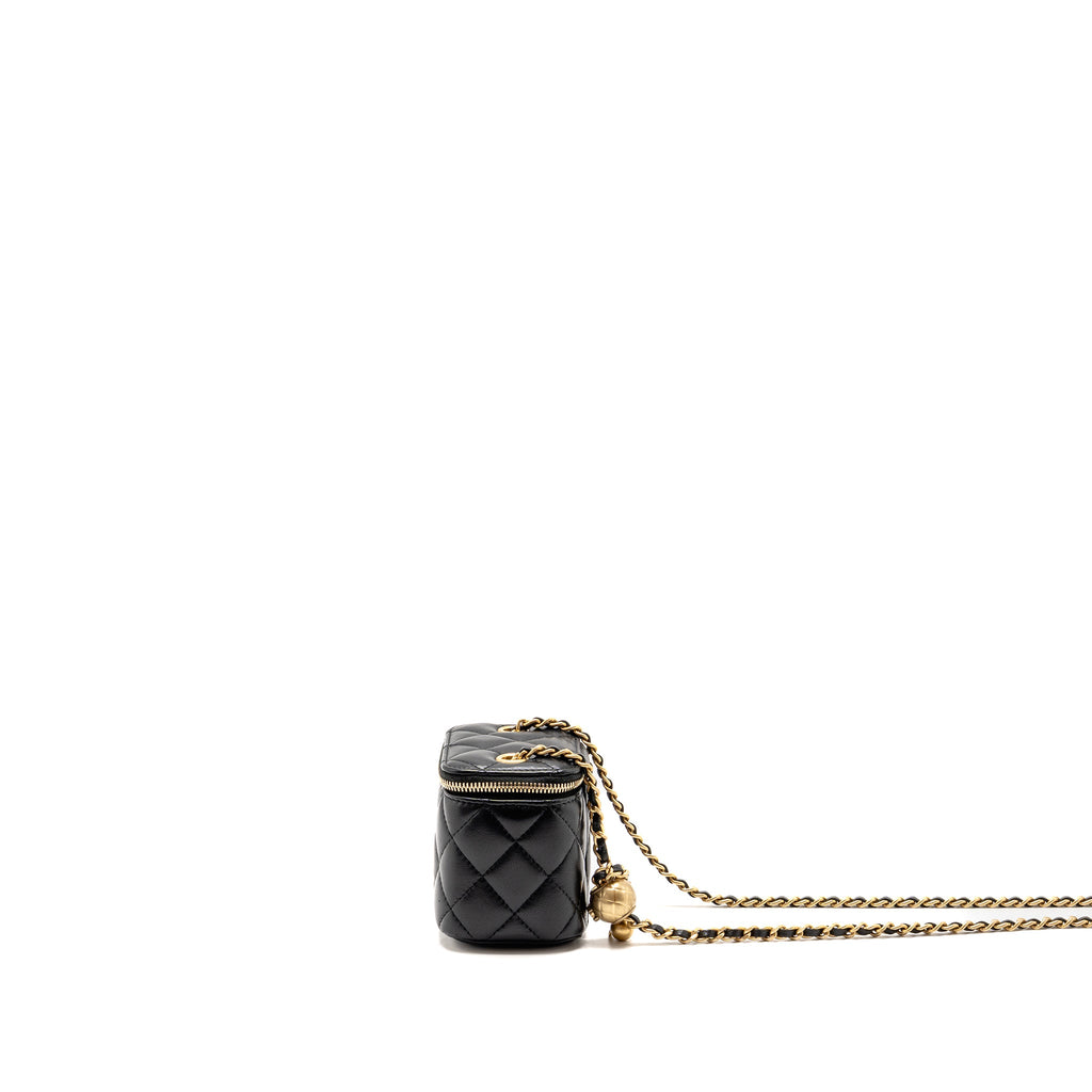 chanel-pearl-crush-mini-vanity-with-chain-lambskin-black-ghw-4