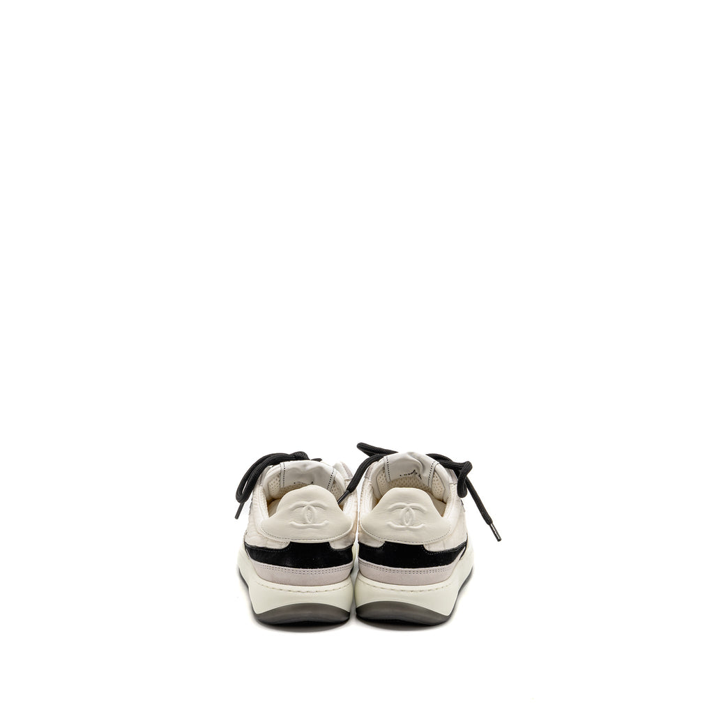 chanel-size-36-cc-sneakers-suede-fabric-calfskin-white-light-grey-black-copy