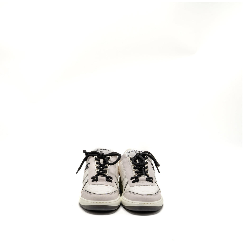 chanel-size-36-cc-sneakers-suede-fabric-calfskin-white-light-grey-black-copy