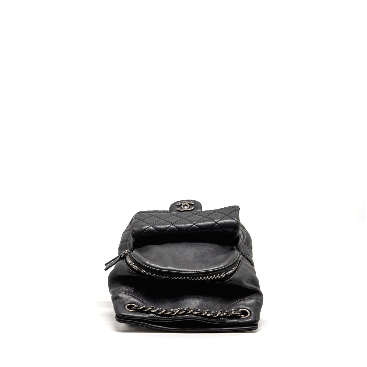 chanel-15b-cc-flap-backpack-calfskin-black-ruthenium-hardware