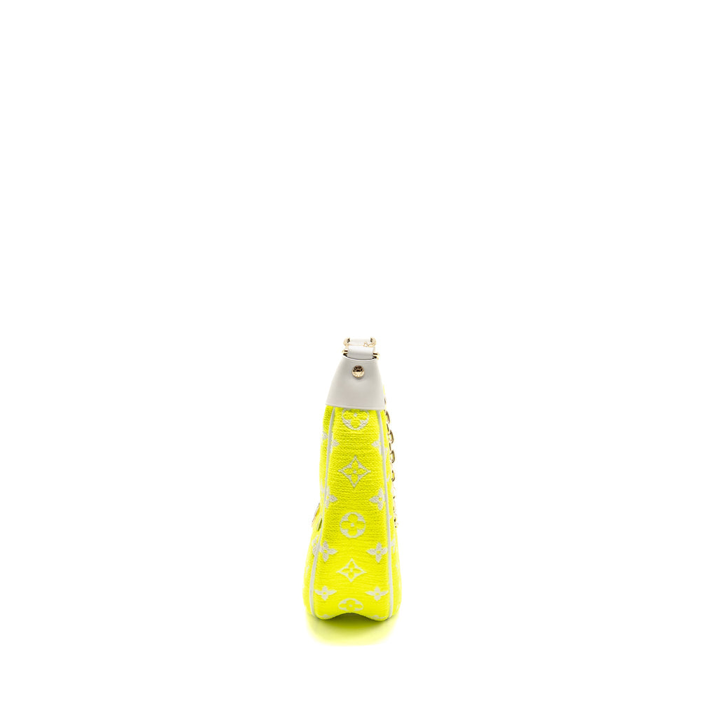 louis-vuitton-loop-pm-half-moon-baguette-jacquard-monogram-yellow-white-ghw