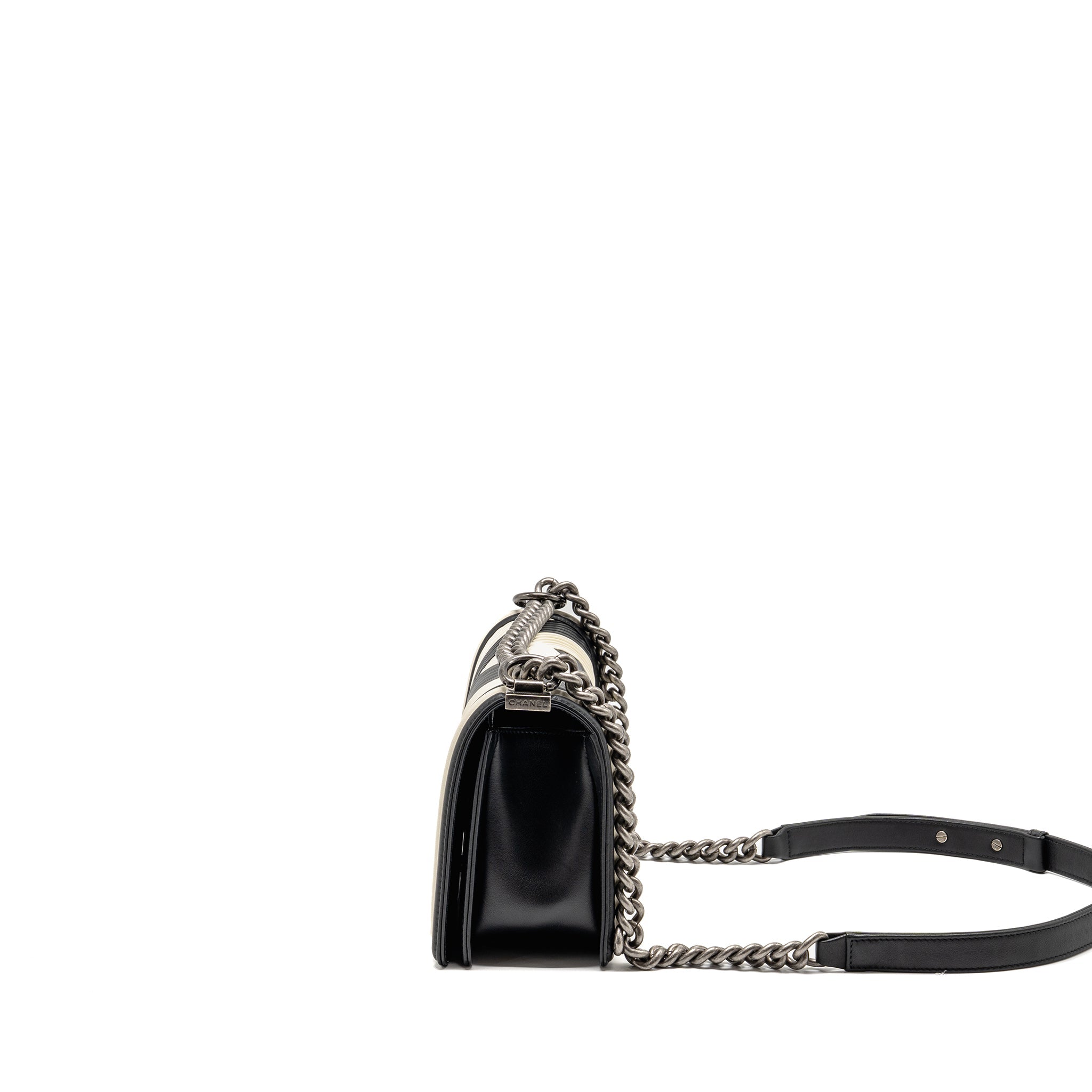 chanel-boy-white-black-23275485