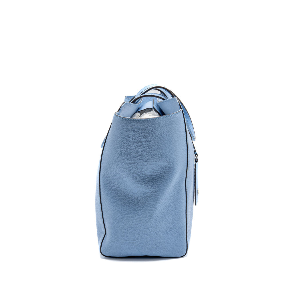 gucci-medium-swing-tote-bag-calfskin-blue-ghw