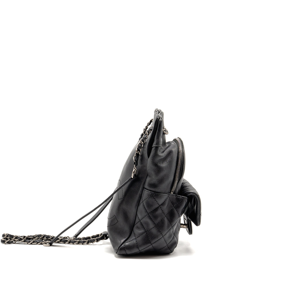 chanel-15b-cc-flap-backpack-calfskin-black-ruthenium-hardware